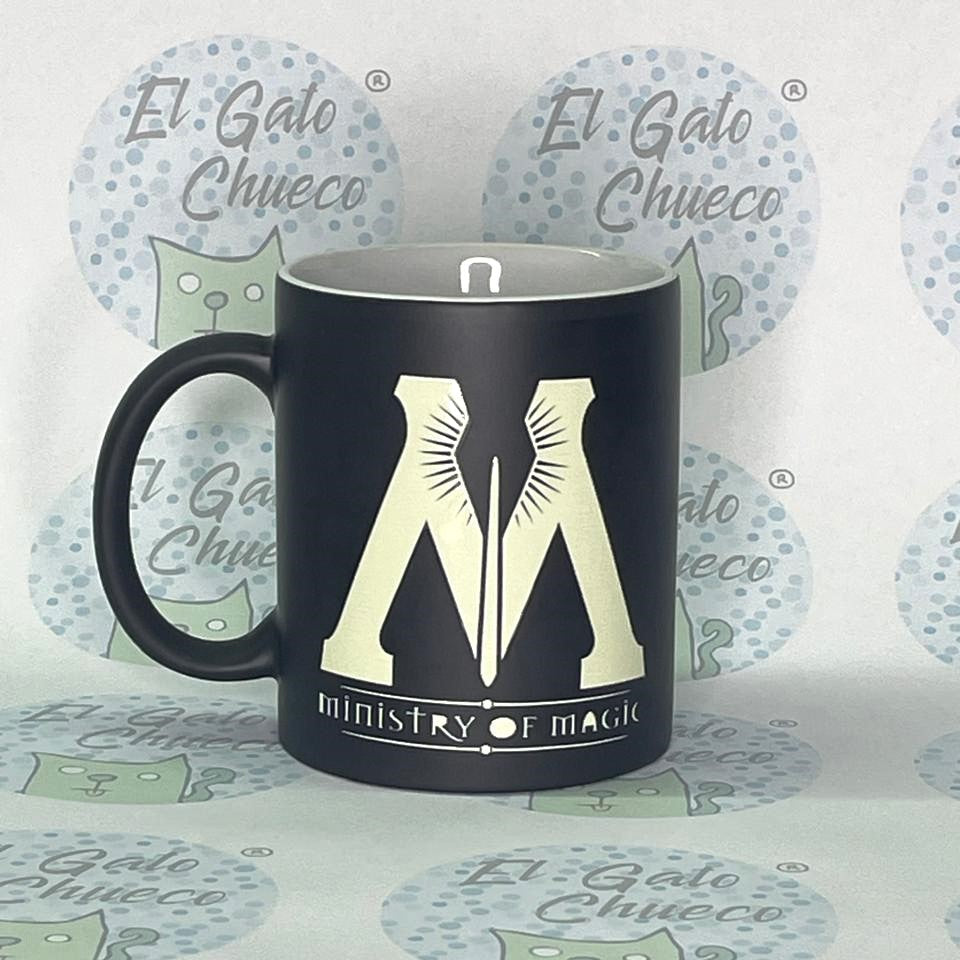 Taza mágica - Ministerio de Magia